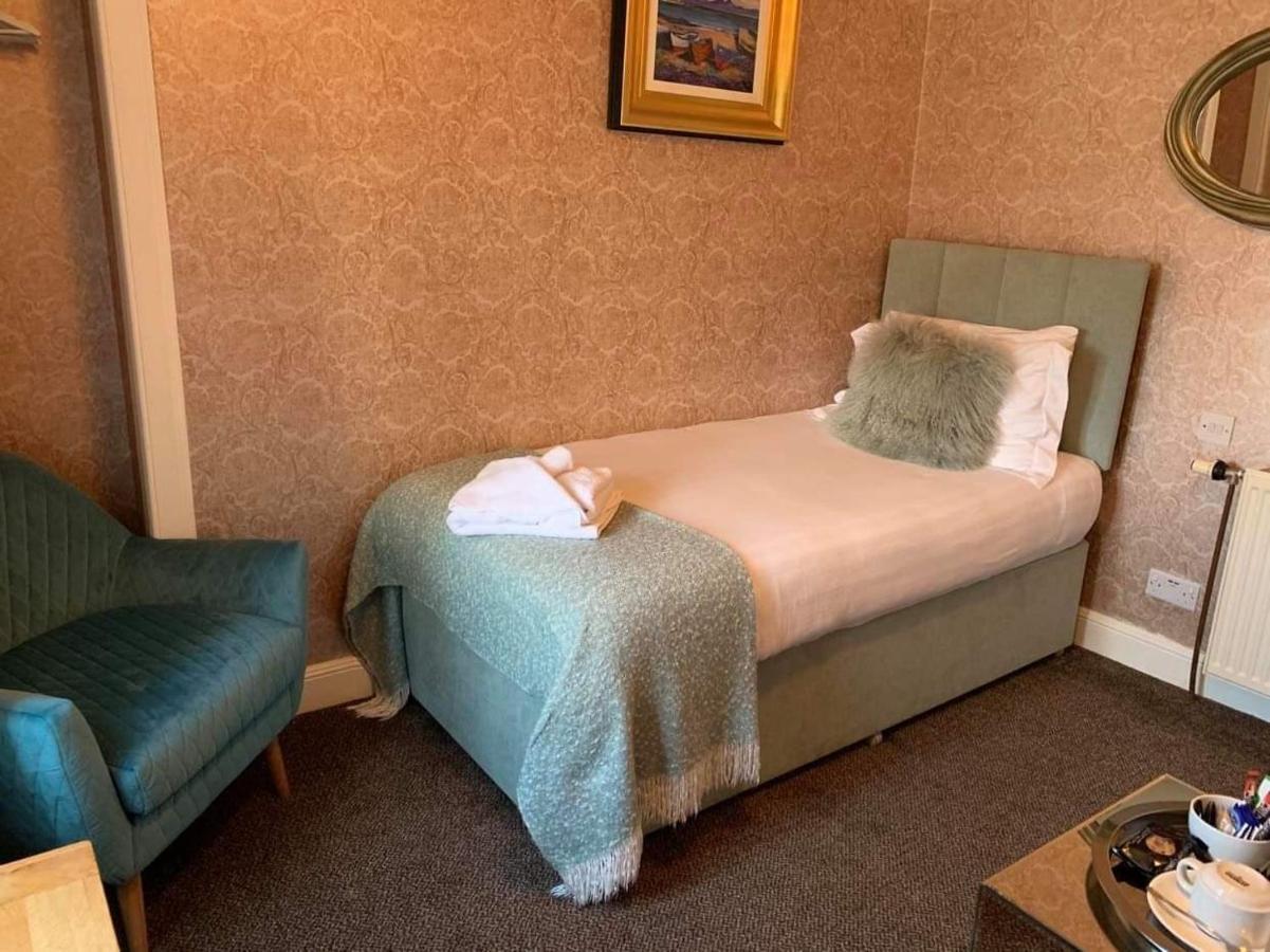 Hotel No. 1 Charlotte Street à Port Ellen Extérieur photo