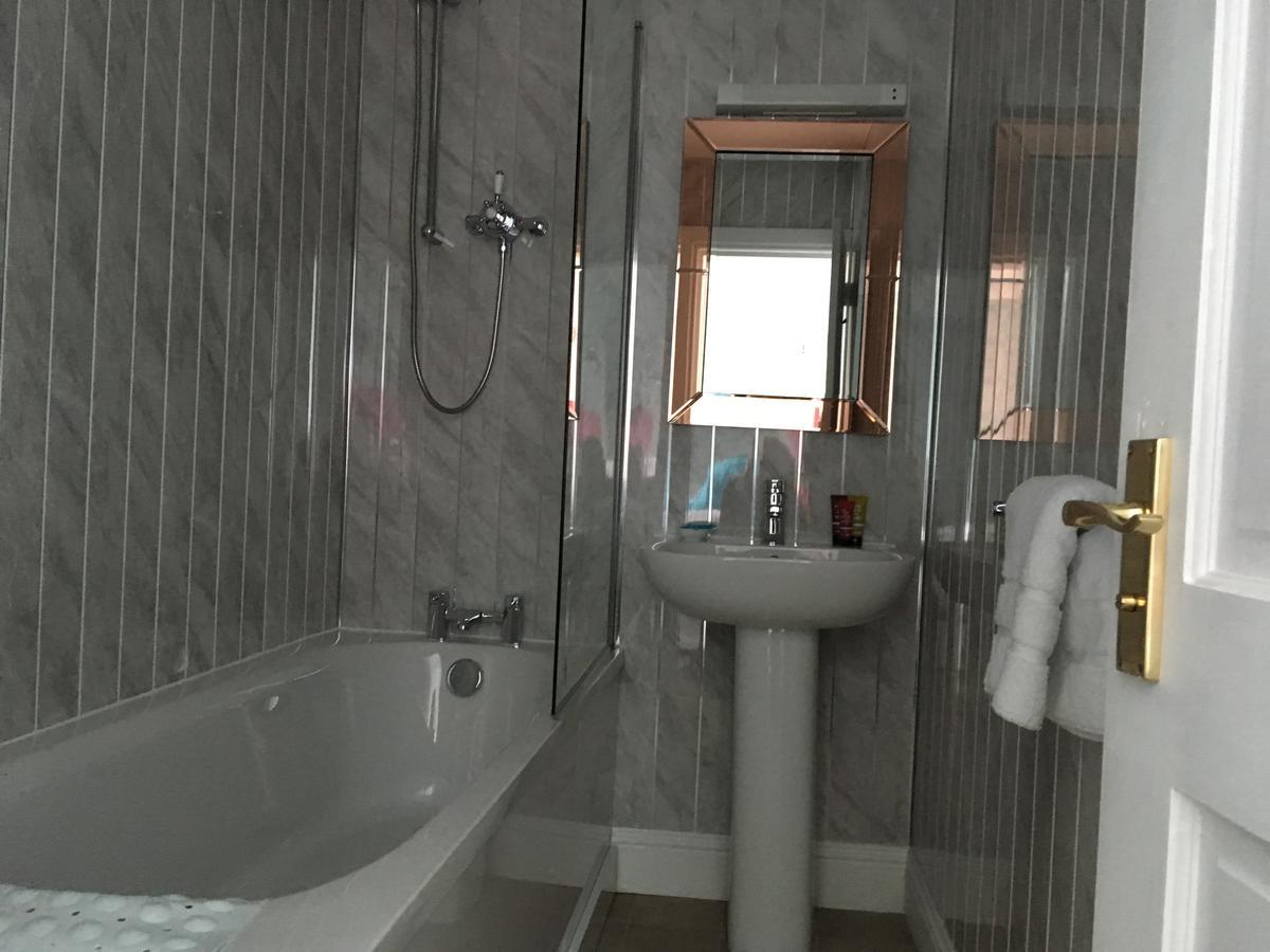 Hotel No. 1 Charlotte Street à Port Ellen Extérieur photo